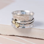 Double heart spinning ring