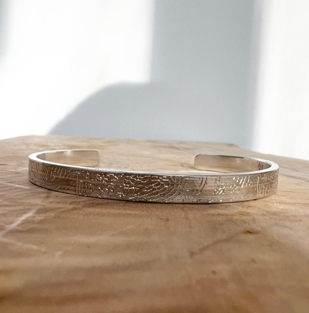 Finger print bangle