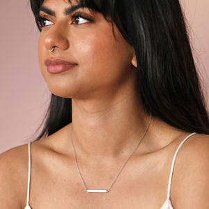 Horizontal bar necklace