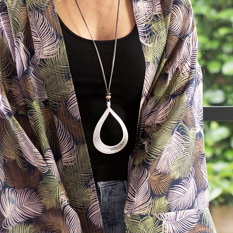 Large teardrop pendant