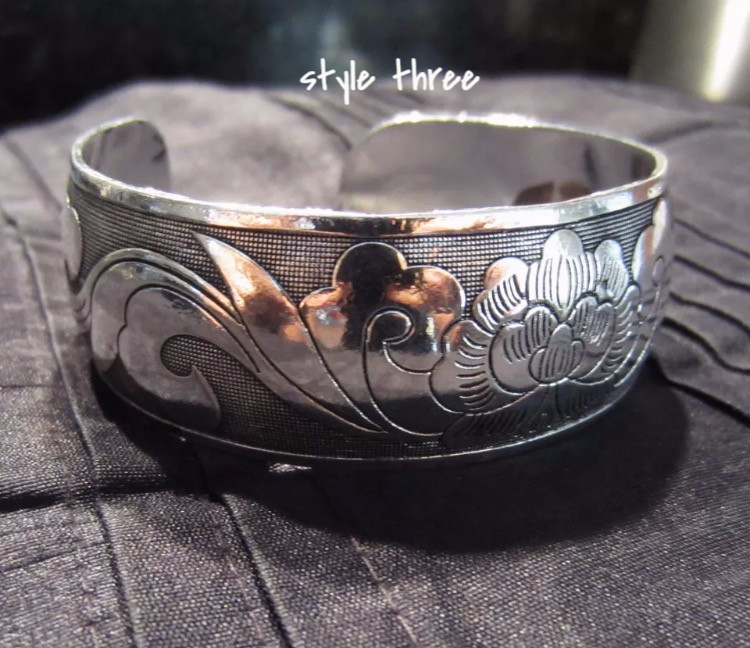 Tibetan bangle