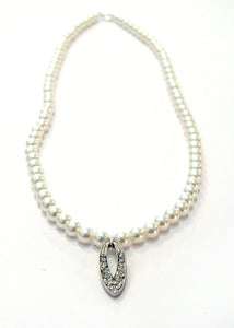 Pearl glamour drop necklace