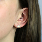 Gold heart circle earrings