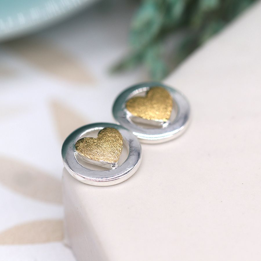 Gold heart circle earrings