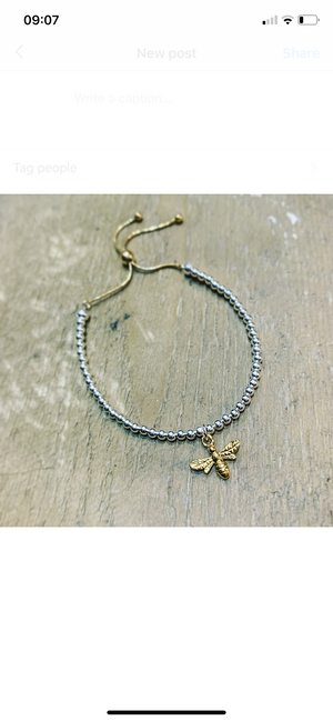 Just bee gold bracelet