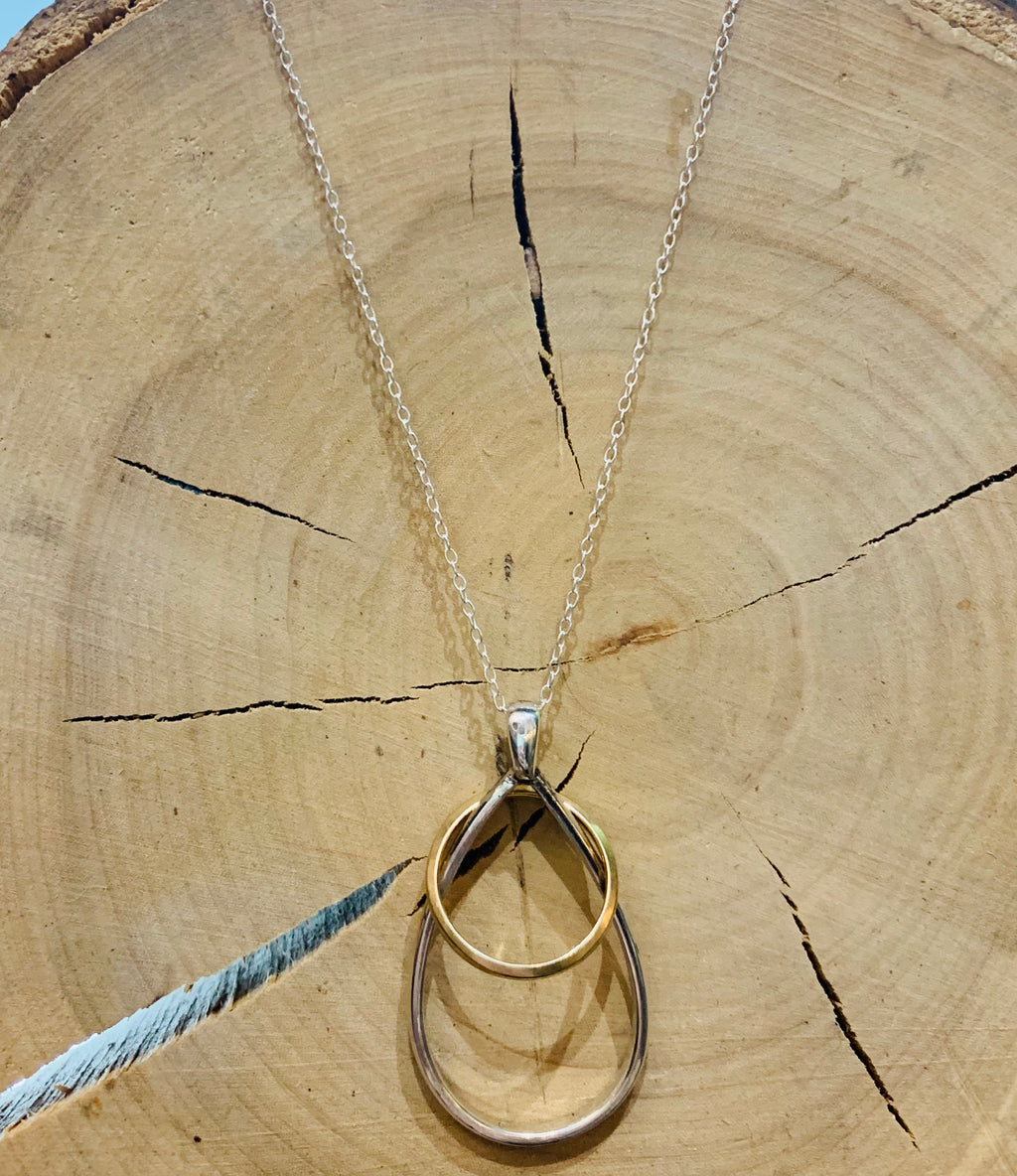 Ring holder necklace