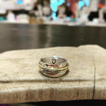 Feather spinning ring