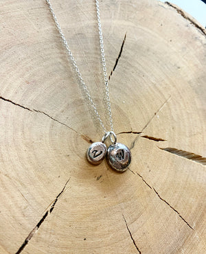 Tiny pebbles necklace