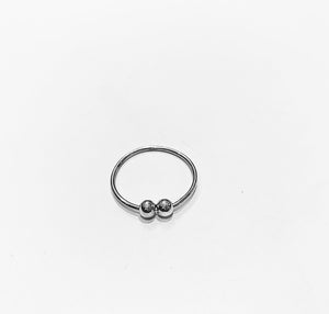 Fidget ball spinning ring
