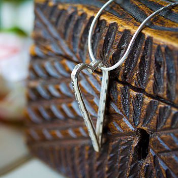 Engraved heart Necklace