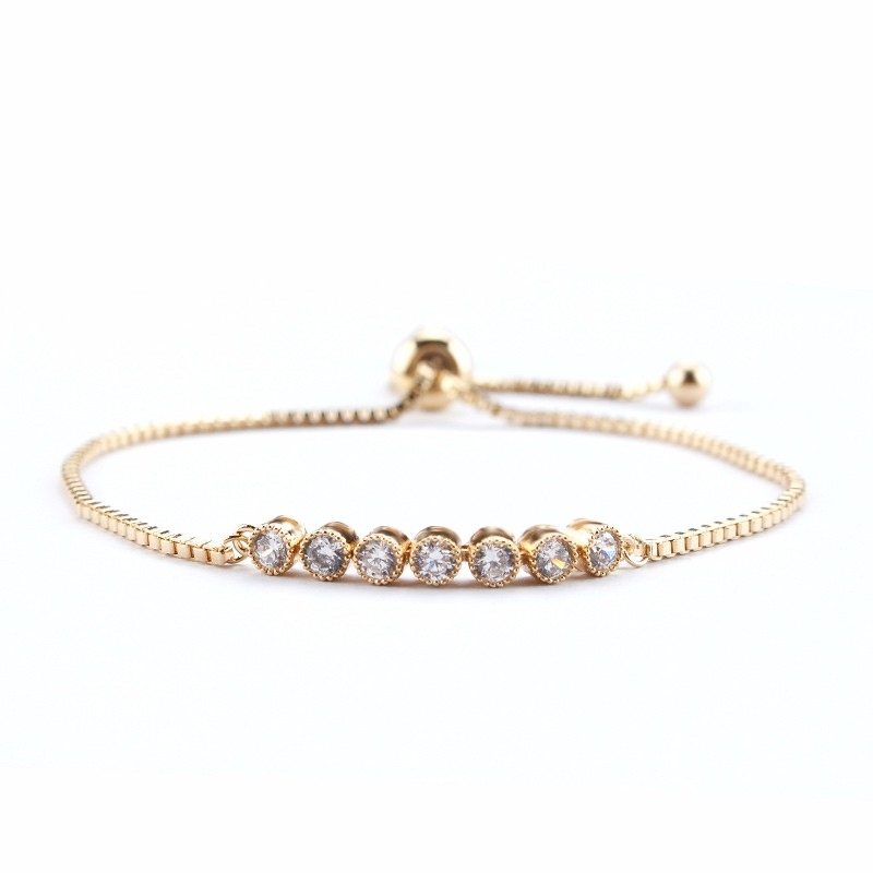 Dainty gold friendship bracelet